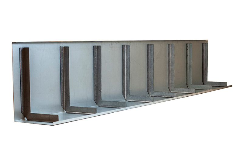 KANTFORSKALING  H = 35 CM L = 2,25 MTR