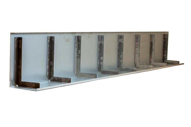 KANTFORSKALING  H = 30 CM L = 2,25 MTR 0