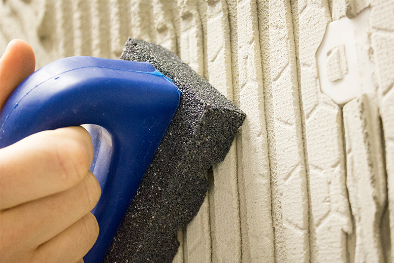 BETONGBRYNE 75X160 PLASTHÅNDTAK 1